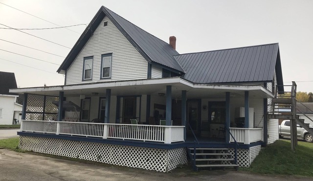 Relaxing 5-Bedroom Lakeview Camp with Porch, Dock & Trail Access