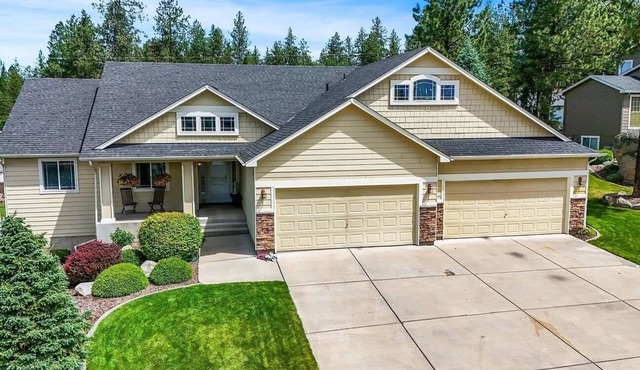 Relaxing 5-bedroom Vacation Home