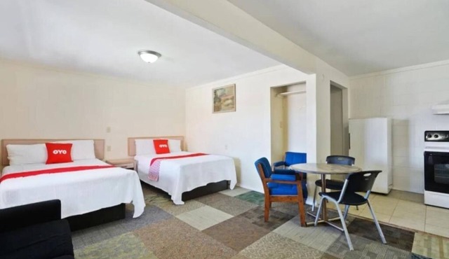 Relaxing Alpine Stay Near Trails – Comfort Awaits You in Pet-Friendly Room