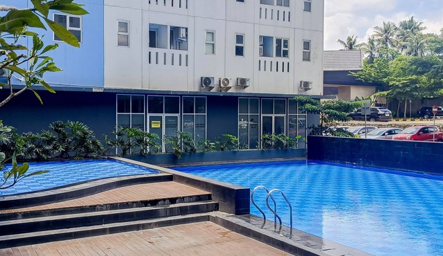 Relaxing And Homey Studio At Urbantown Serpong Apartment