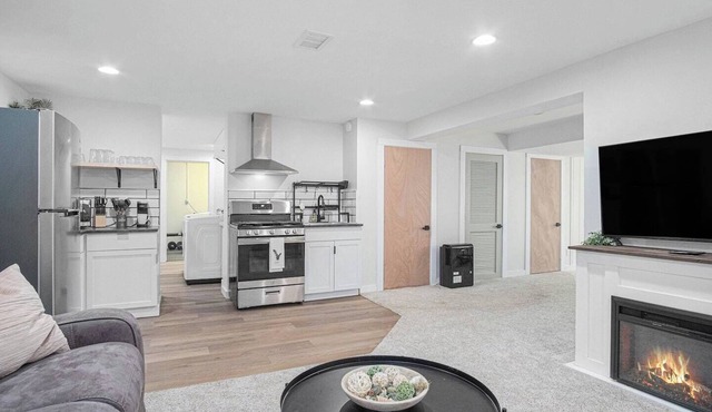 Relaxing Apartment in Quiet Neighborhood
