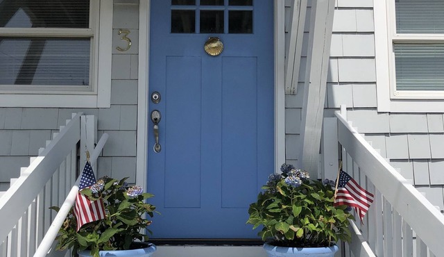 Relaxing Beach Getaway 375. per night, 3 night minimum