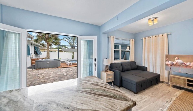 Relaxing Beach Studio close to Space Coast Stadium