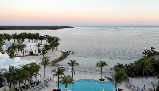 Relaxing Beachside Resort w/5 Outdoor Pools | Near Famous Seven Mile Bridge