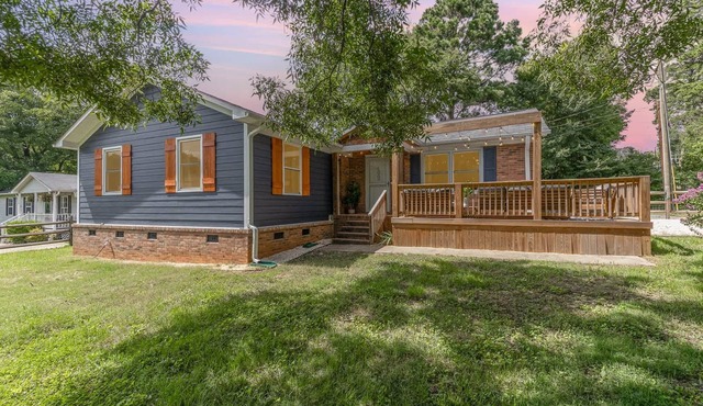 Relaxing Belmont Escape: 4BR, 2.5BA, Pet-Friendly