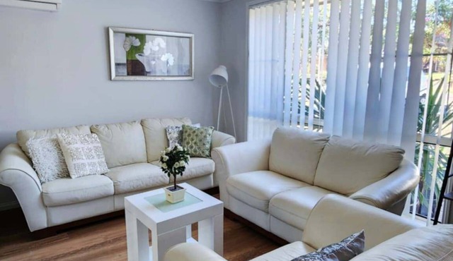 Relaxing cheaper staycation, in the heart of Port Macquarie