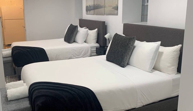 Relaxing Chicago Studio