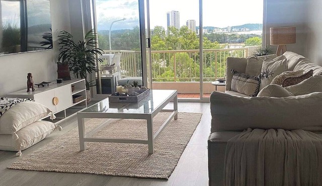 Relaxing Coastal Retreat with Ocean Views