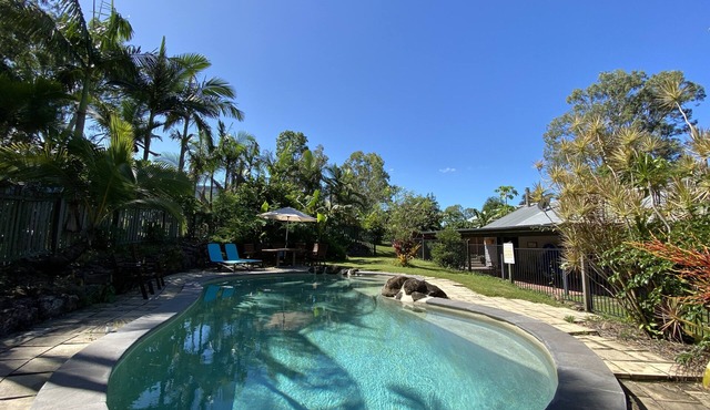 Relaxing country homestead surrounded by nature and close to the coast