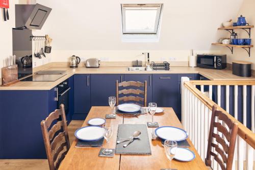 Relaxing Countryside Retreat with Garden & Parking