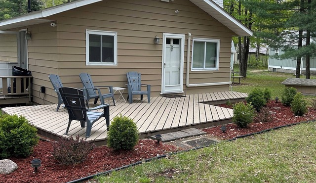 Relaxing Cozy Getaway near Forest Lake, Outdoor Recreation