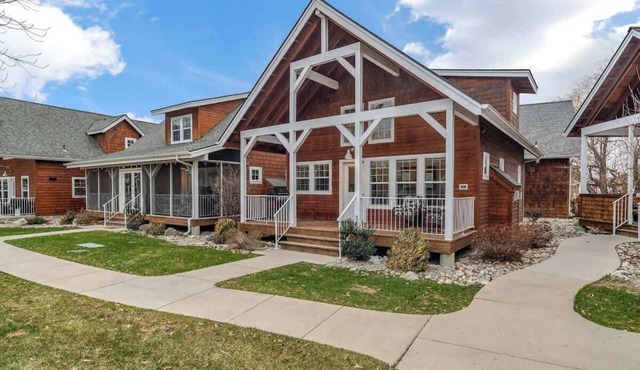 Relaxing Dover Bay Escape with Marina and Trail Access