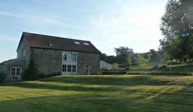 Relaxing Eco Retreat, Epic Views & Countryside Walks