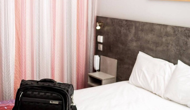 Relaxing Escape in Gap! Seasonal Outdoor Pool, Pet-friendly Property!