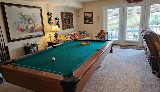 Relaxing Executive Condo at Big Bear Resort - Kentucky Lake views