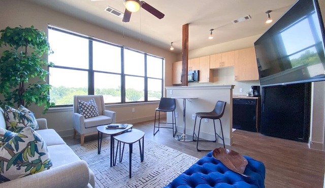 Relaxing Extended stays, walk Downtown!