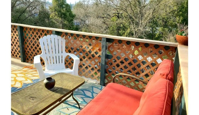 Relaxing Family Home with Hot Tub in Historic Jackson