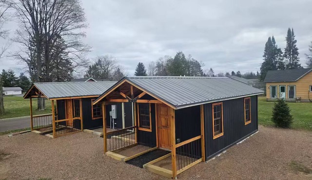 Relaxing Fun Bunk house 2