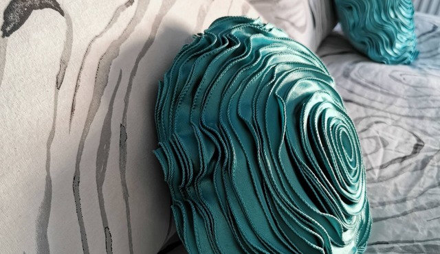 Relaxing home close to Worcester City Centre. Ideal for short or long stays