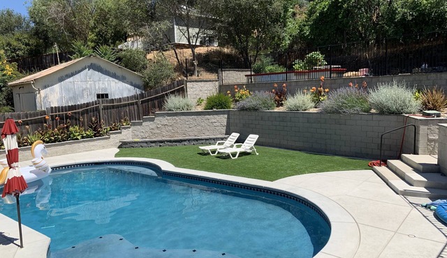 Relaxing home with a pool, just steps away from historic downtown Sutter Creek!