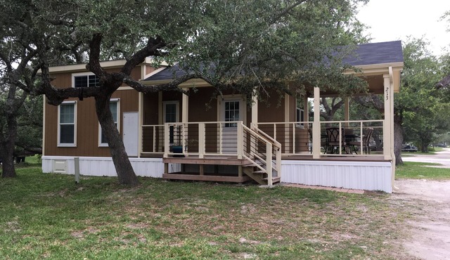 Relaxing L'il Cozy Cottage