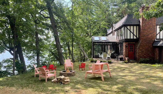 Relaxing Lake Home with Private Water Access - Pet Friendly