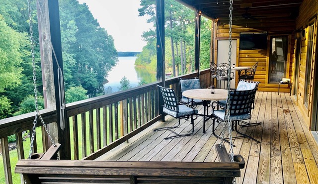 Relaxing Lakefront Condo on Lake Ouachita