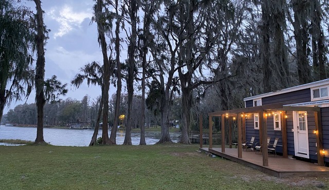 Relaxing Lakefront Farm Tiny Home