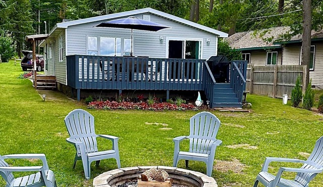Relaxing Lakefront Retreat on Otsego Lk in Gaylord