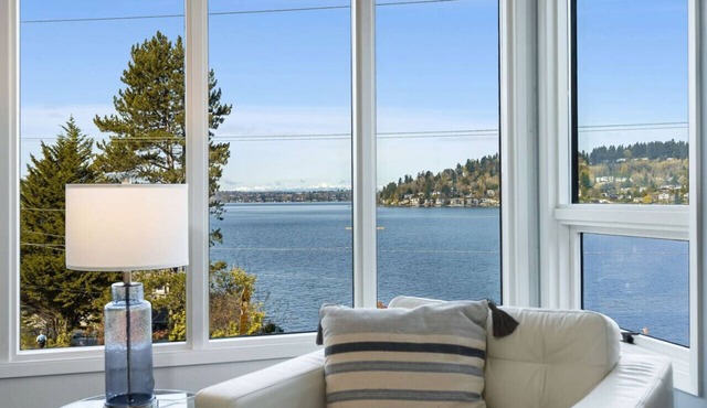 Relaxing Lakeside Haven