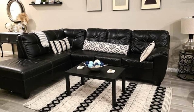 Relaxing Modern 3 BR Home - Queen Bd - North Jax