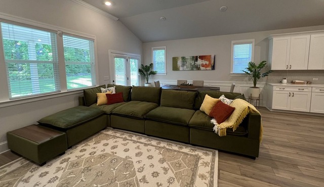 Relaxing New Ranch home in Peachtree City