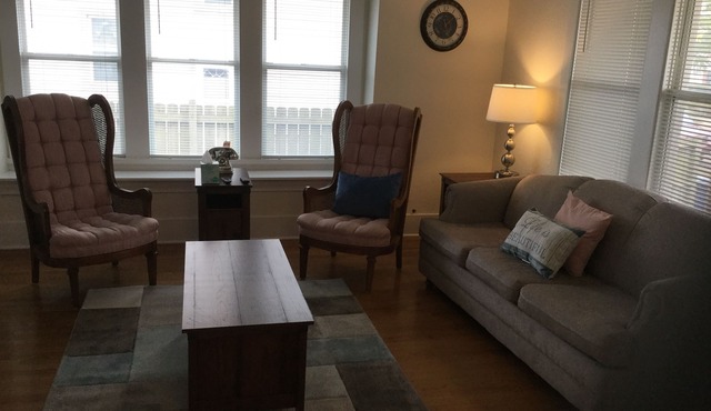 Relaxing! Professionally Cleaned, Self Check In - Sleeps 12
