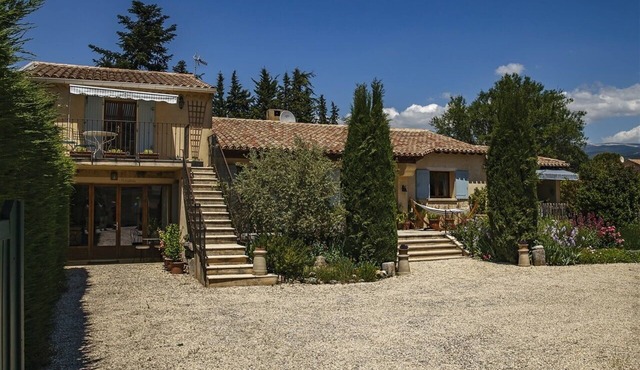 Relaxing Provence retreat - hike, bike or just drink wine in the sun