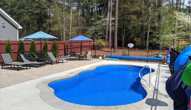 Relaxing Raleigh Retreat w/Heated Saltwater Pool, HotTub, Screened Porch&FirePit