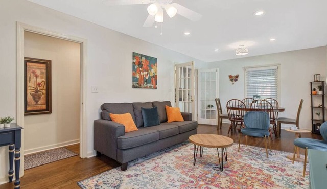 *Relaxing Ranch+Library+Dedicated Workspace+Pets*