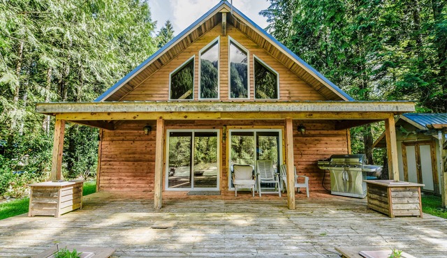 ❤️️️Relaxing, Remote Riverfront❤️️️COVID Free Since ‘83❤️️️Satisfaction Guaranty