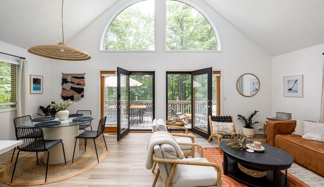 Relaxing Retreat at The Old Mountain House
