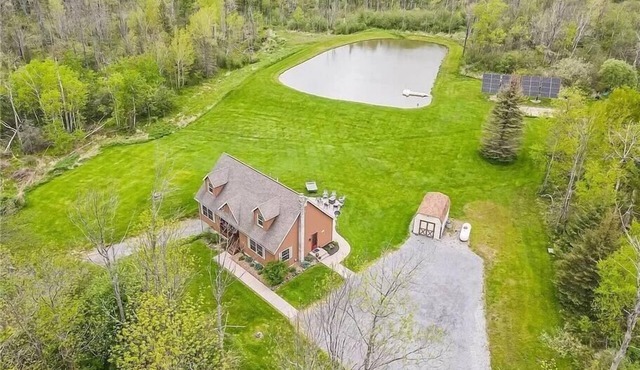Relaxing Retreat in the Heart of the Finger Lakes 1