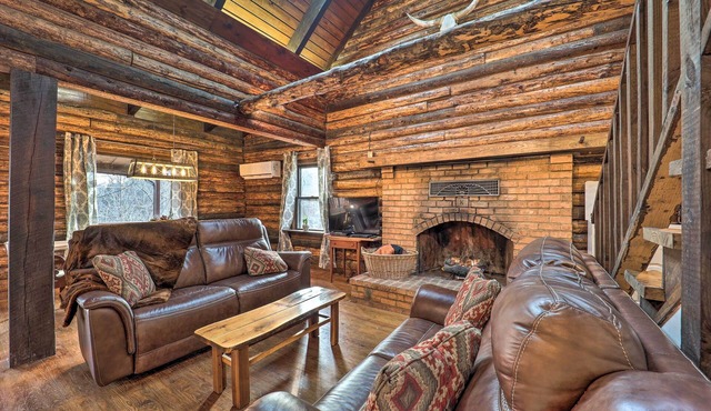 Relaxing Retreat w/Private Dock on Claytor Lake!