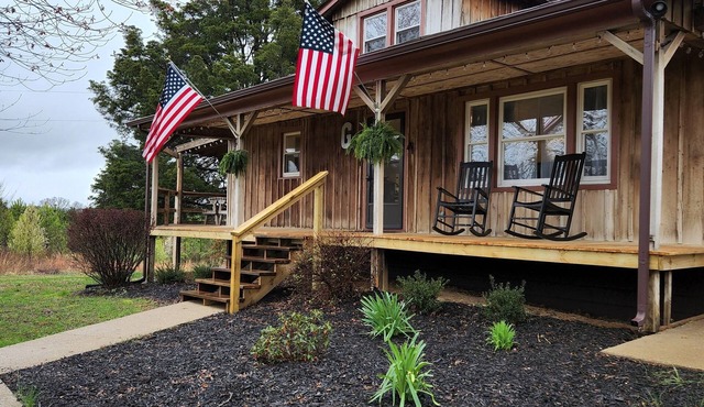 Relaxing retreat within miles from various activities