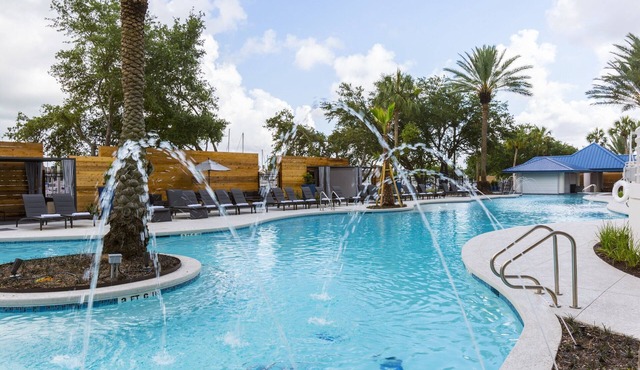 Relaxing Room with Swimming Pool & Nautical Décor for a Perfect Getaway