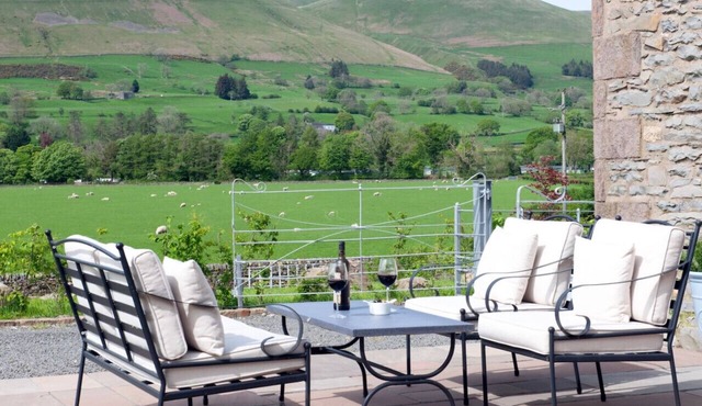 Relaxing rural retreat