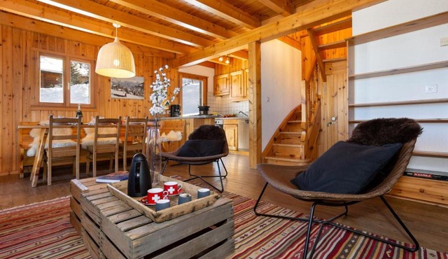 Relaxing Sauna Chalet for 6 persons SKI IN SKI OUT