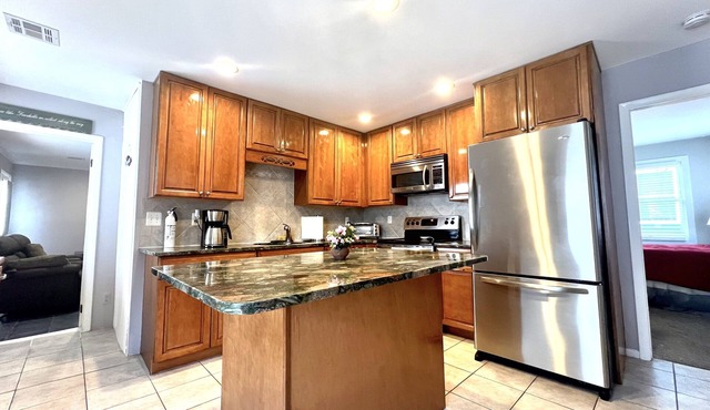 Relaxing Seaside Condo – Steps from the Boardwalk!