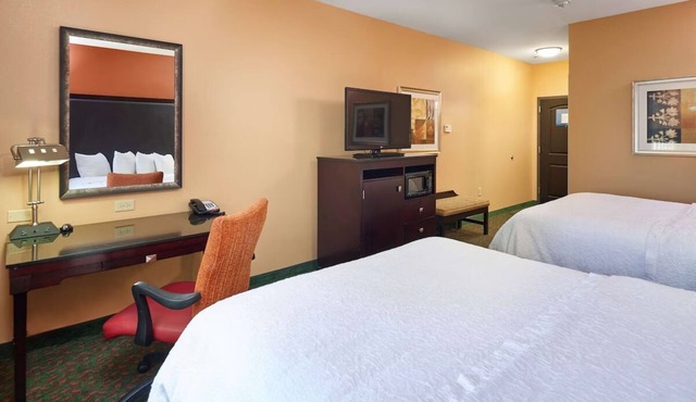 Relaxing Stay, Easy Access to I-35! Free Parking & Breakfast | 2 Units, Pool!