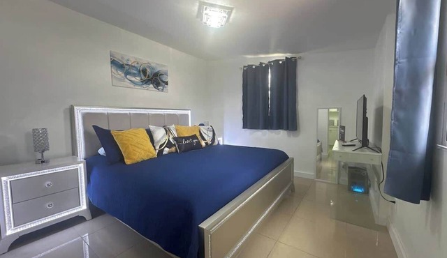 Relaxing Studio Getaway w/BBQ, Patio & Parking