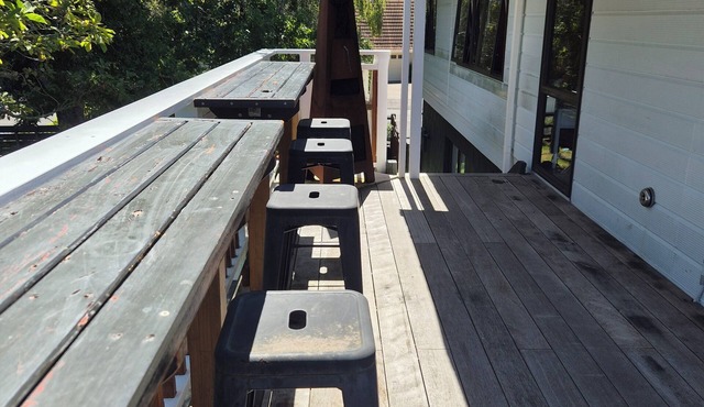 Relaxing treetop house.