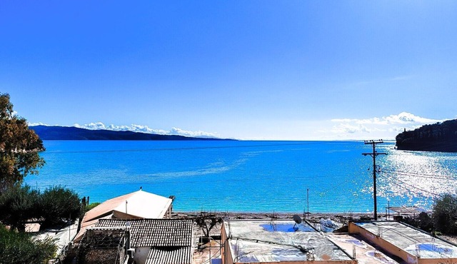 Relaxing Two-Bedroom Sea View Apartment in Kalami | Pool & Balcony