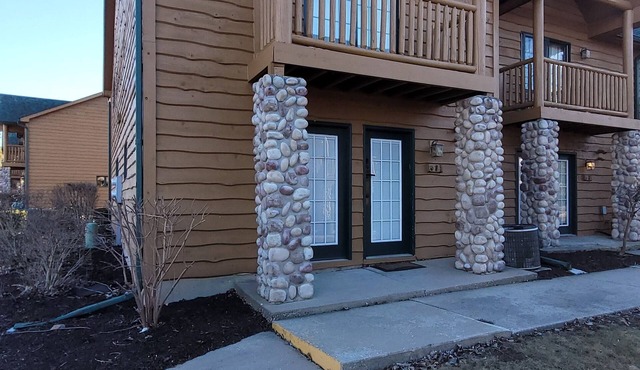 Relaxing Villa at the Grand Bear Resort close to Starved Rock!